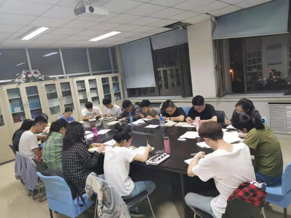 燃气专业本科生党支部
